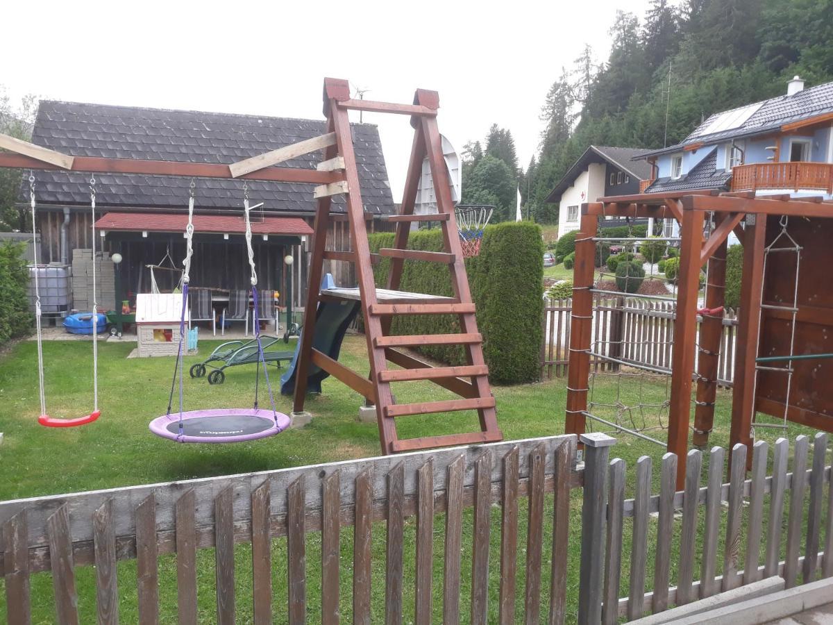Landhaus Jasmin - Apartment Untergeschoss บัดมิทแทร์นดอร์ฟ ภายนอก รูปภาพ