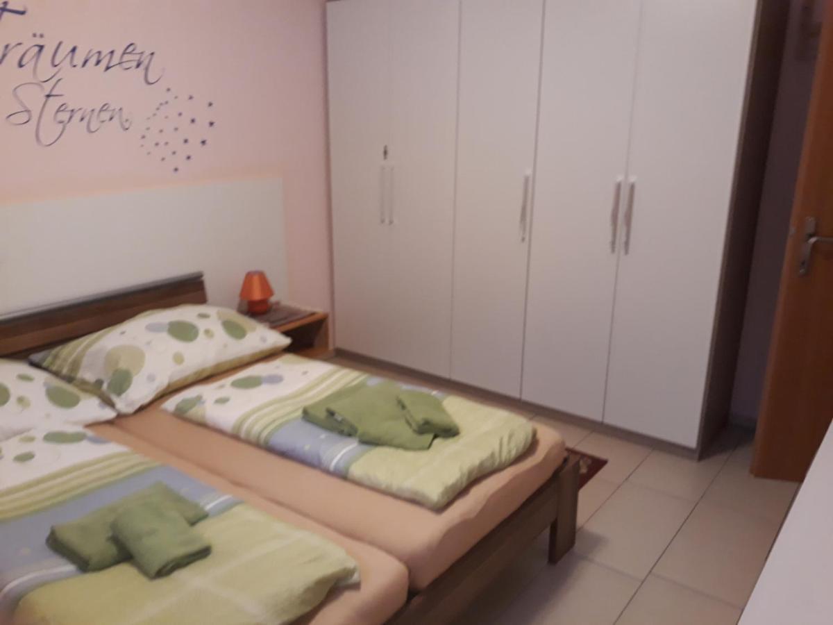 Landhaus Jasmin - Apartment Untergeschoss บัดมิทแทร์นดอร์ฟ ภายนอก รูปภาพ