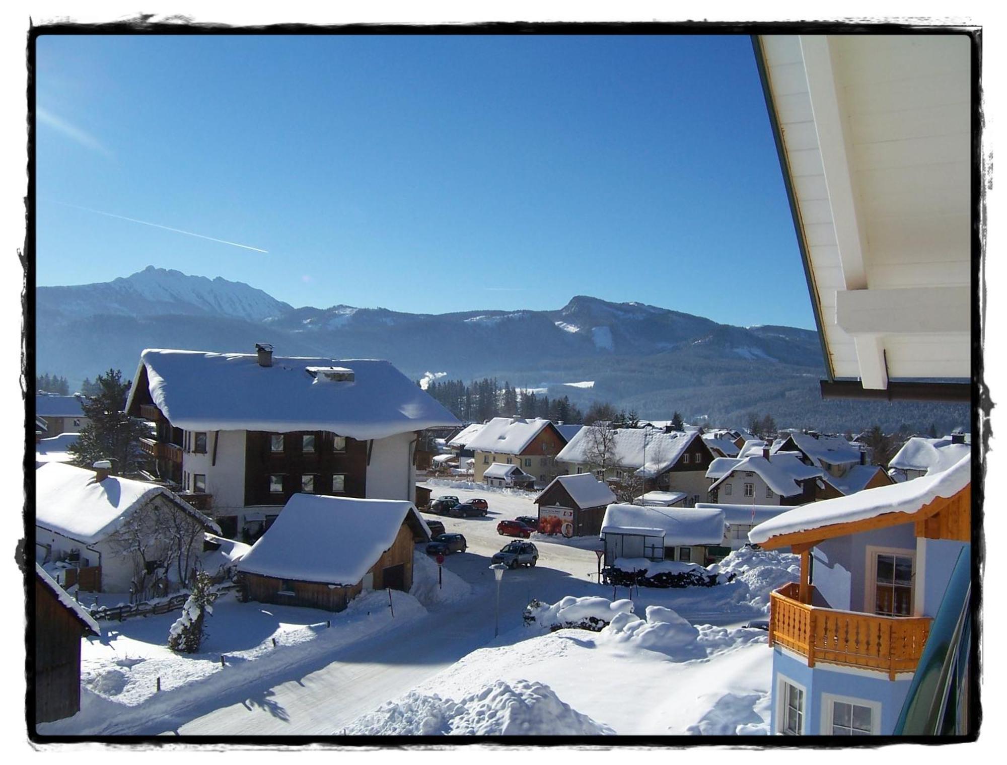 Landhaus Jasmin - Apartment Untergeschoss บัดมิทแทร์นดอร์ฟ ภายนอก รูปภาพ
